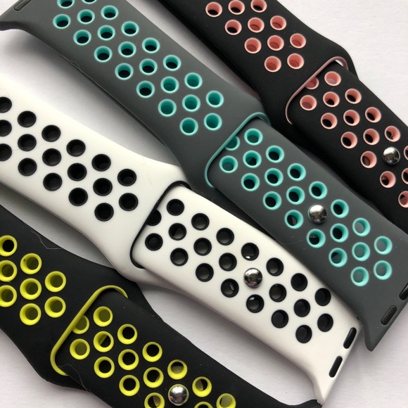 NEW 4 Sport Band Bundle Apple Watch 38/40/41mm S/M Holes Silicone - Picture 2 of 7
